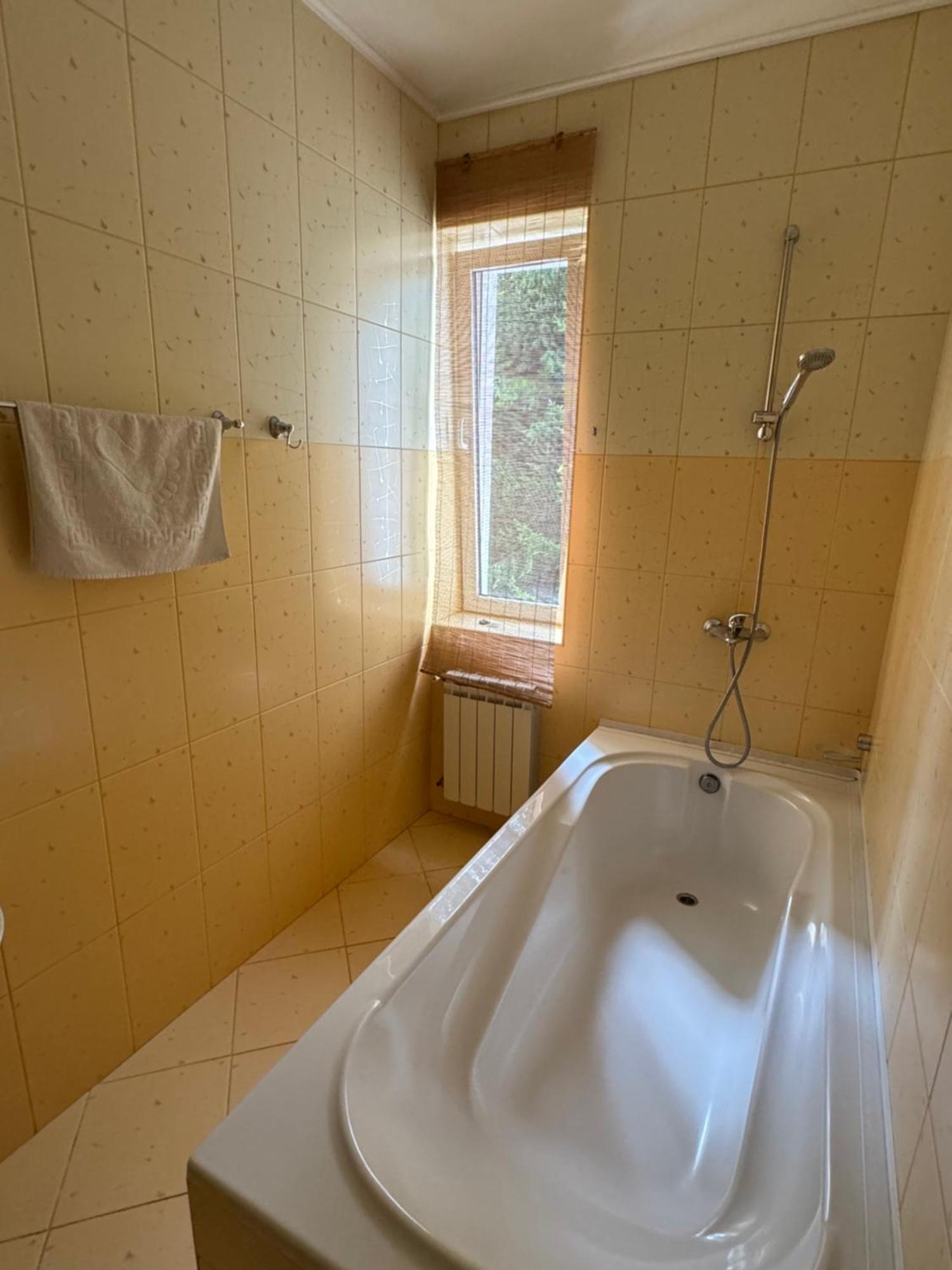 Лелеч Otel Tatariv Dış mekan fotoğraf